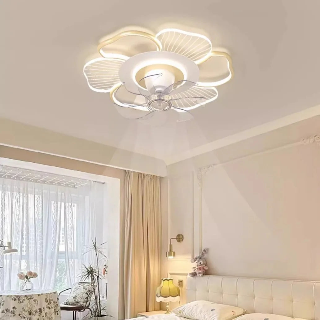 Modern ceiling light with 360-degree rotating fan for stylish lighting - vue 4 sur 6