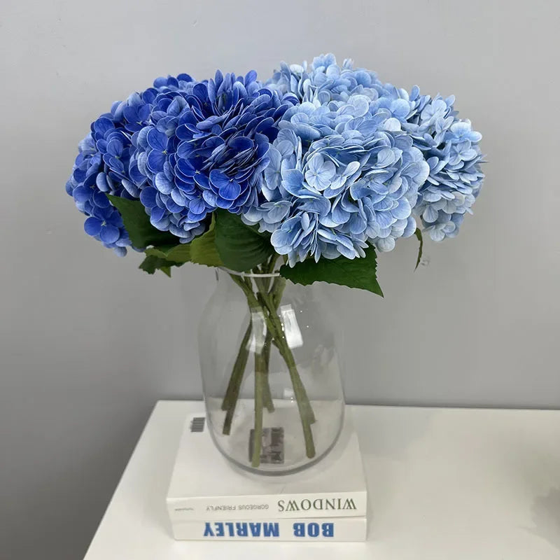 Wedding decoration artificial flowers hydrangeas and red roses - vue 3 sur 15