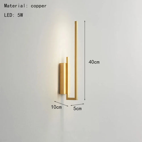 Modern brass wall light for multiple spaces - vue 9 sur 8