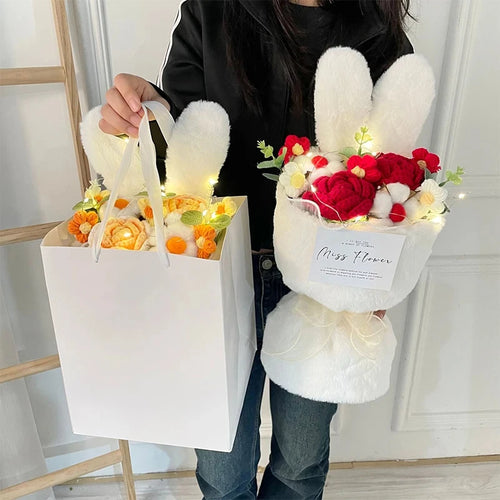 Knitted rose bouquet cartoon gift for valentine’s day and christmas - vue 4 sur 9