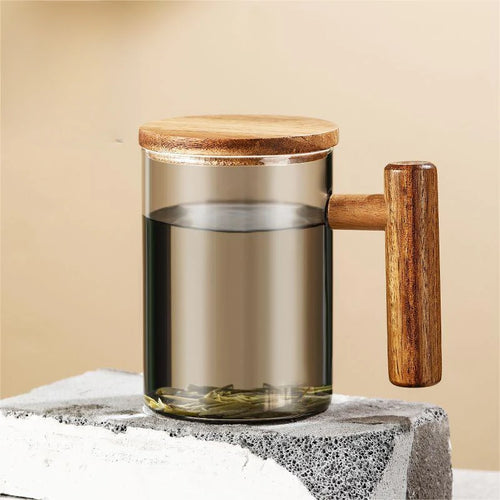 borosilicate glass mug with wooden handle and lid - vue 7 sur 8