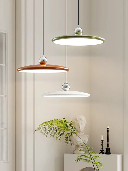 Designer flying saucer pendant light for modern decor - vue 4 sur 10