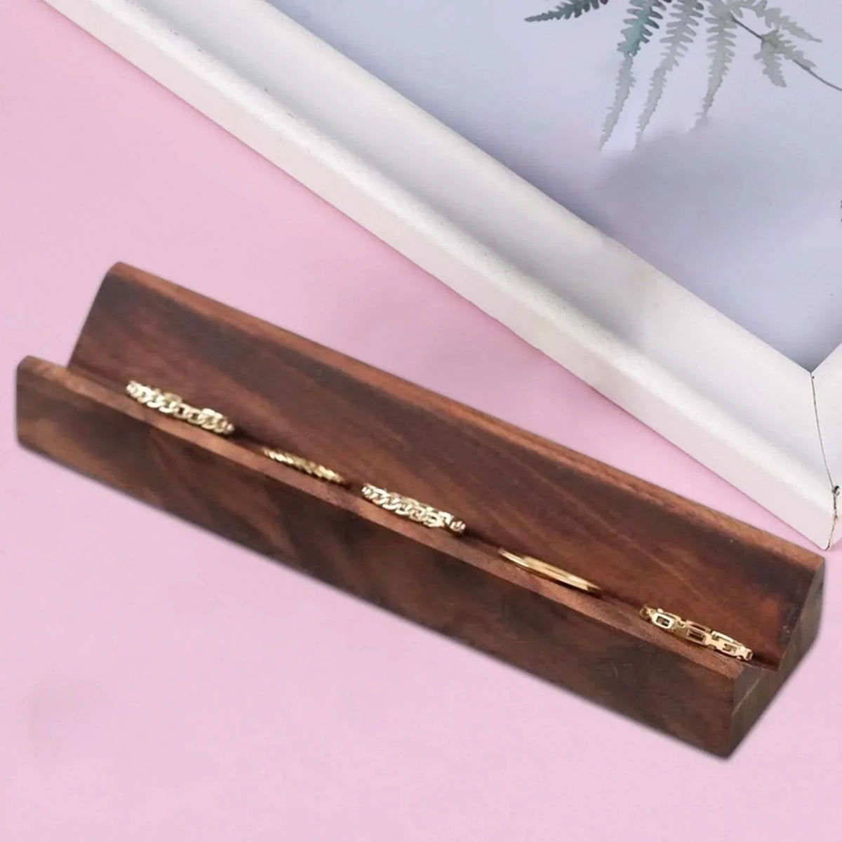 vintage wooden ring display for jewelry - vue 9 sur 9