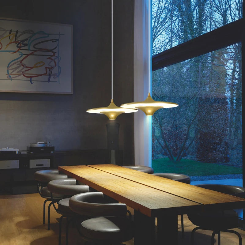 Art deco pendant light for restaurants and elegant decor