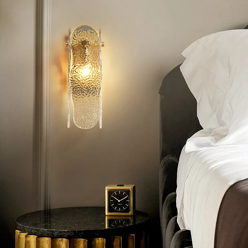 Modern gold glass wall light for interior decoration - vue 4 sur 8