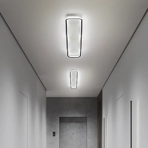 Modern LED ceiling light for stylish and bright interior décor - vue 2 sur 18