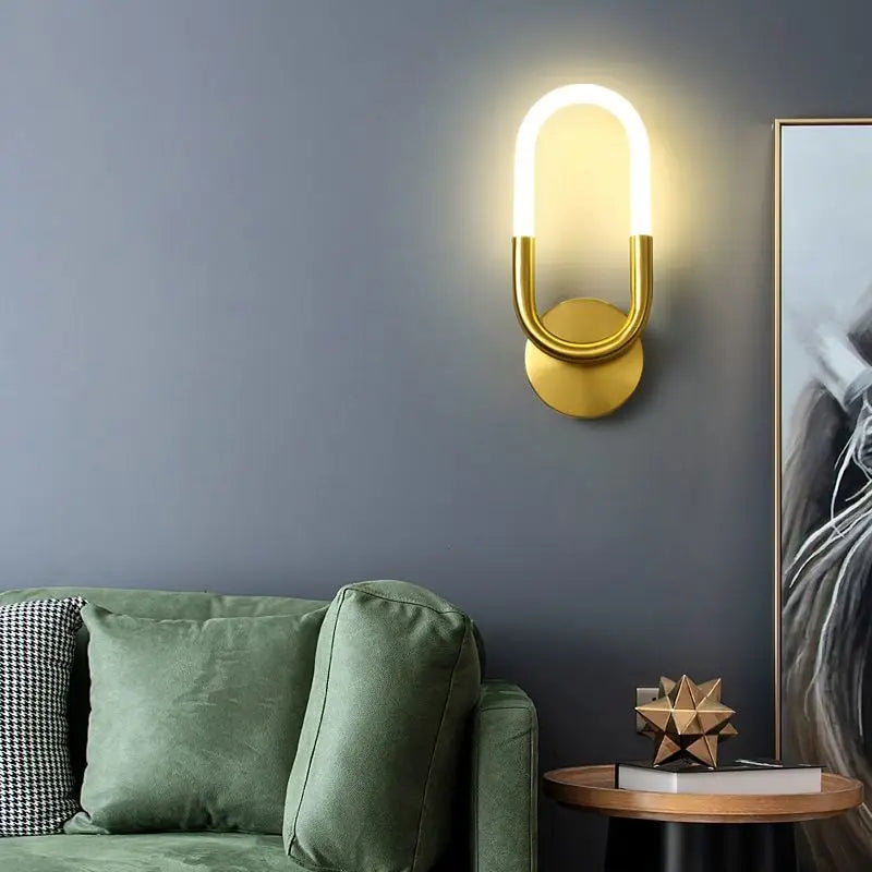 Modern minimalist LED wall light for indoor lighting - vue 4 sur 10