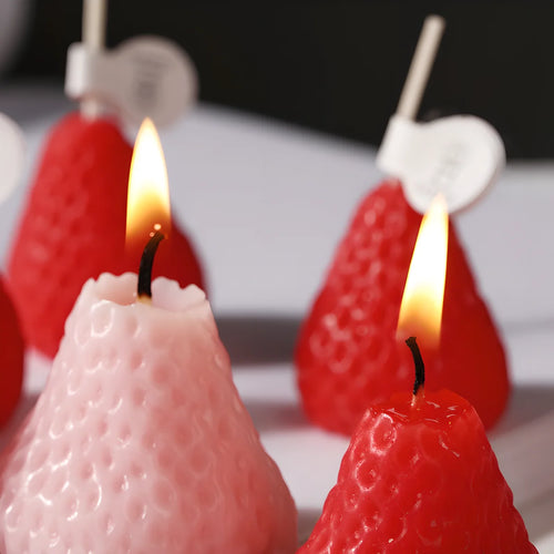 set of 4 miniature strawberry scented candles, decorative trend - vue 5 sur 7