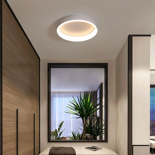 Modern ceiling light with elegant finish for all rooms - vue 5 sur 6