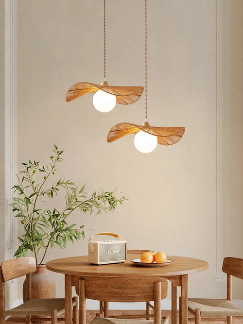 Japanese style wooden pendant light for interior decoration - vue 4 sur 5