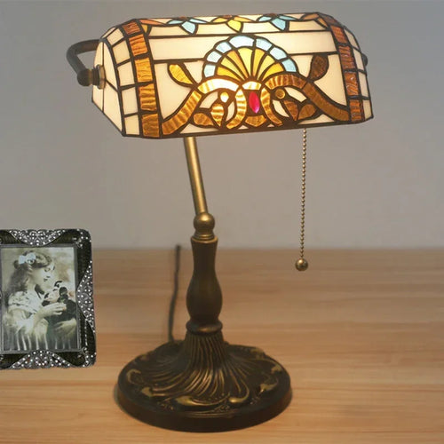 Nordic retro table lamp with stained glass, baroque Mediterranean decor