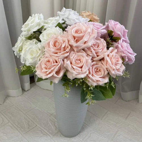 Decorative artificial rose bouquet for events and venues - vue 4 sur 15