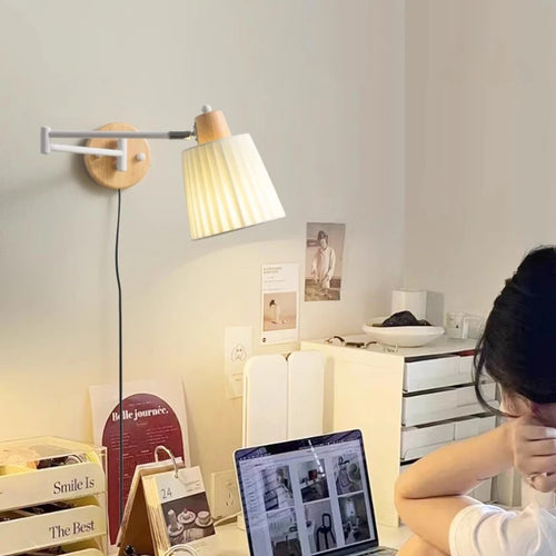 Modern retractable wall light for reading and study - vue 3 sur 13