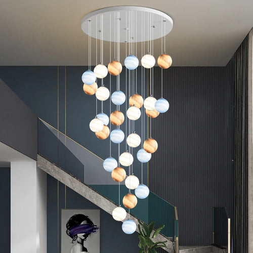 Colourful globe chandelier for modern and elegant lighting - vue 4 sur 14