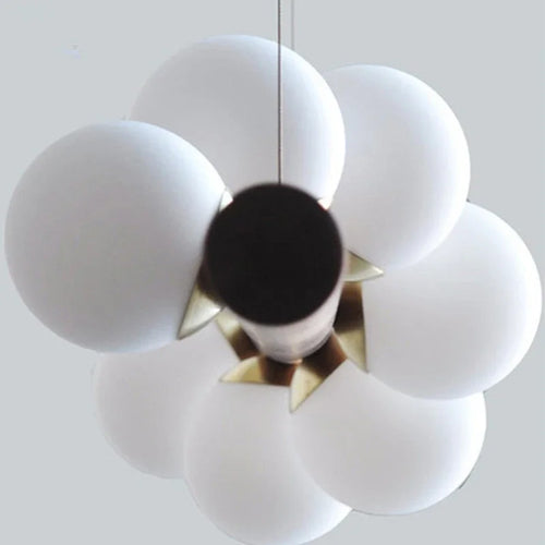 Japanese solid wood chandelier with creative design and modern lighting - vue 5 sur 10