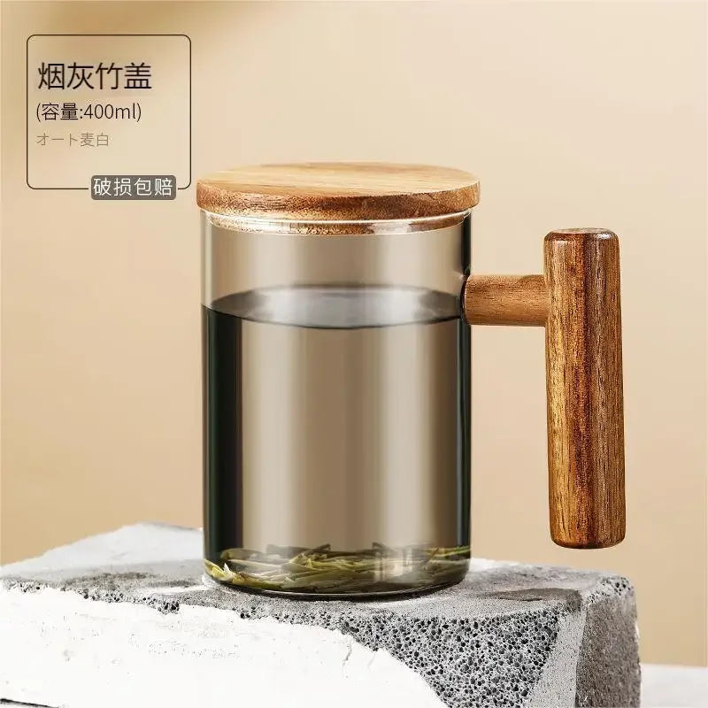 borosilicate glass mug with wooden handle and lid