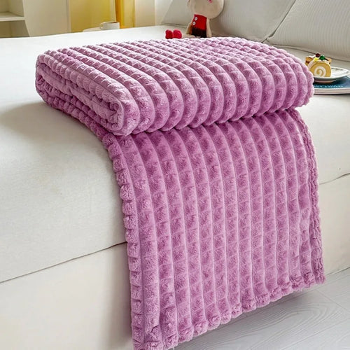 Faux fur effect flannel throw winter living room blanket