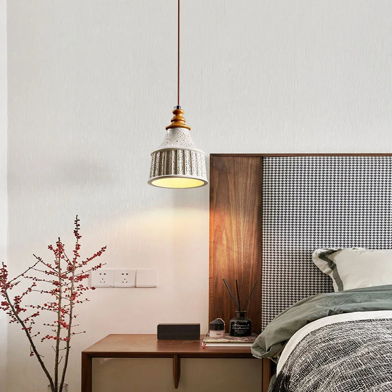 Minimalist concrete pendant light wabi-sabi style for modern interiors - vue 3 sur 6