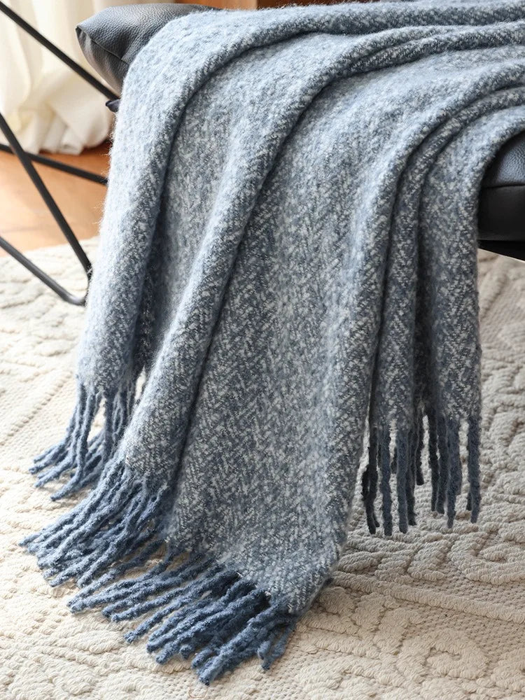 American style knitted throw blanket, shawl for sofa or bed
