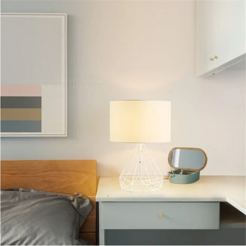 Creative nordic retro geometric table lamps for interior decoration - vue 6 sur 10