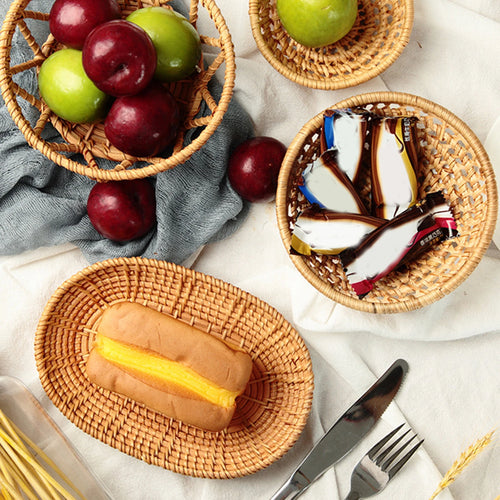 handwoven natural rattan storage basket for candy and snacks - vue 5 sur 10