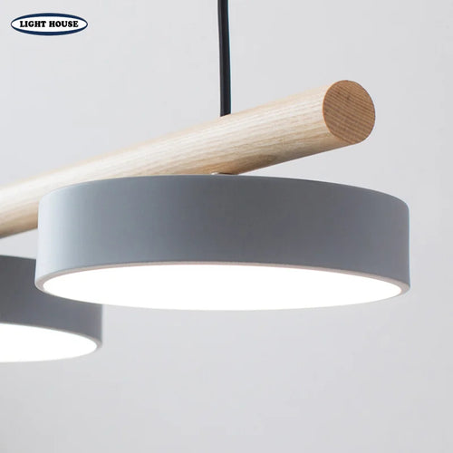 Nordic solid wood chandelier with integrated LED - vue 5 sur 10
