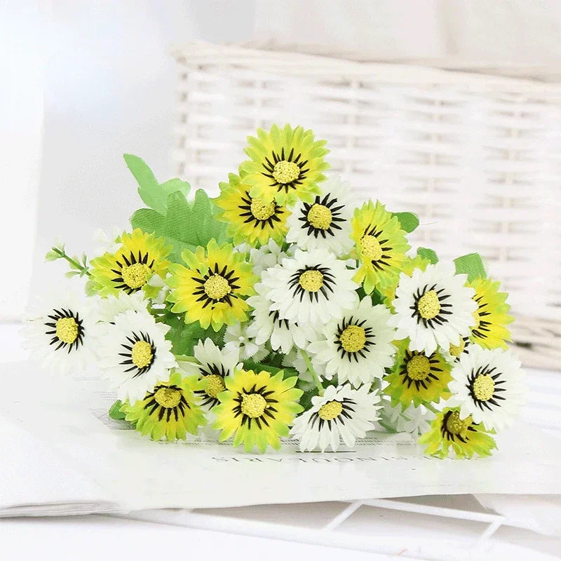 Silk daisy bouquet for artificial floral decoration