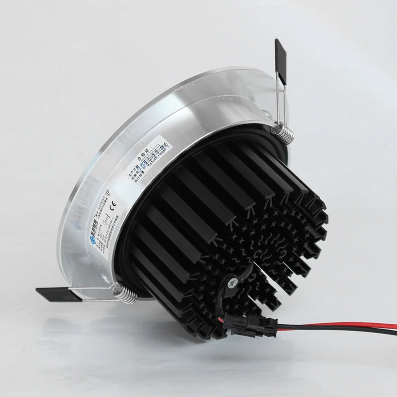 Super bright recessed LED spotlight for commercial lighting