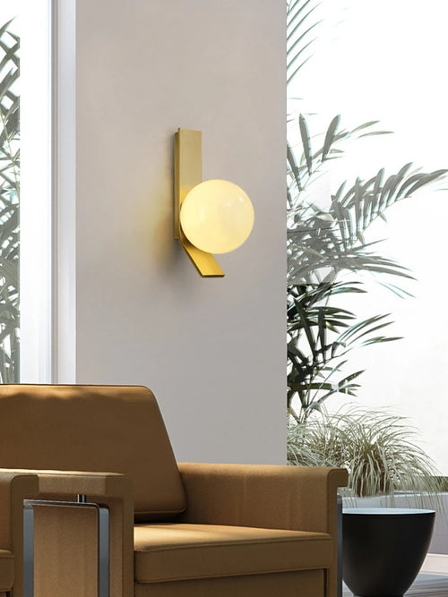 Creative wrought iron wall light for elegant interiors - vue 2 sur 8