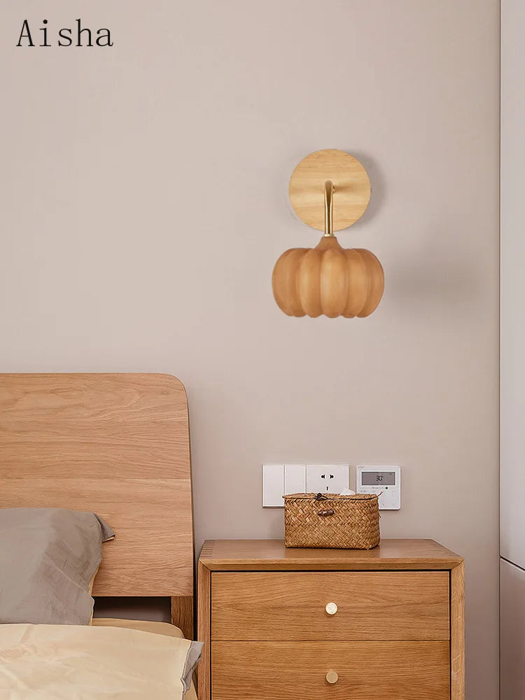 Japanese pumpkin style resin wall light with creative LED design - vue 3 sur 7
