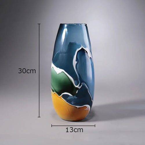 wavy glass vase for modern floral decoration - vue 8 sur 11