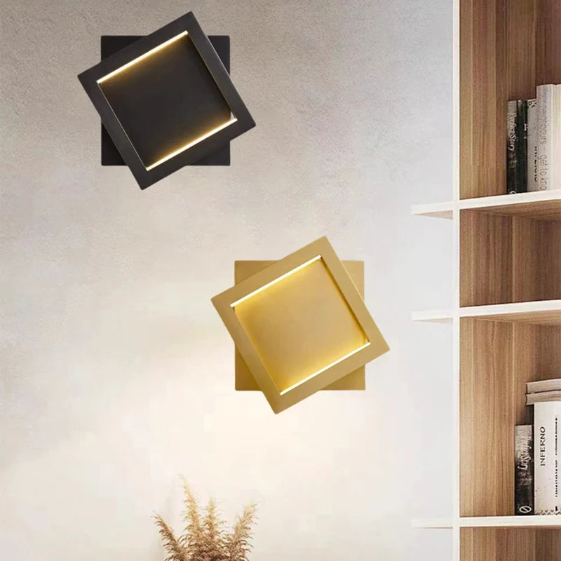 Modern adjustable brass wall light for decoration - vue 1 sur 8