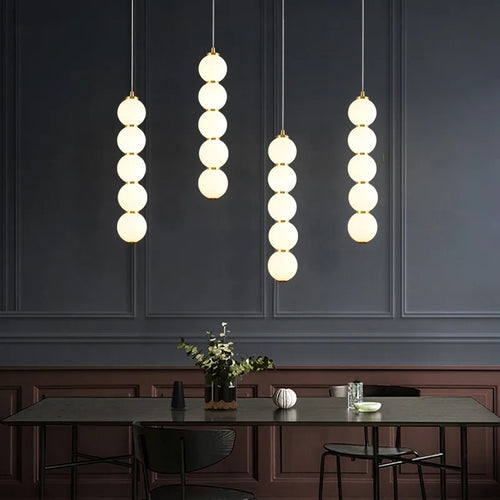 Designer LED pendant light with glossy gold glass ball - vue 2 sur 6