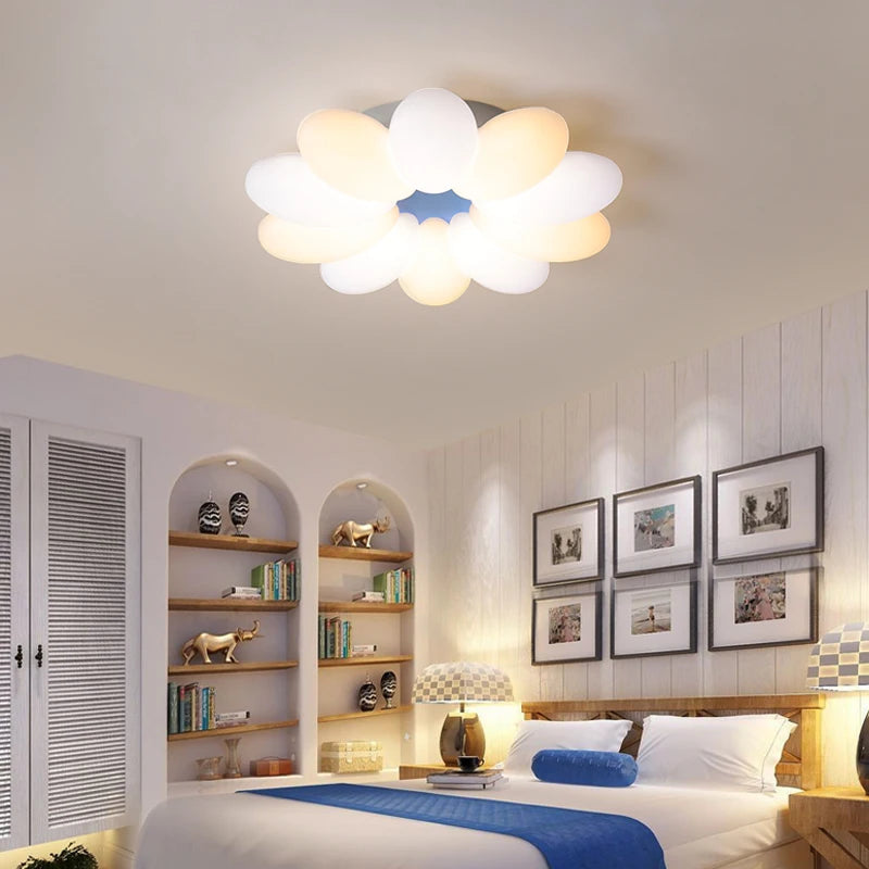 Creative oval LED ceiling light for everyday indoor lighting - vue 5 sur 7