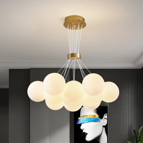 Modern designer pendant light in moon shape - vue 6 sur 19