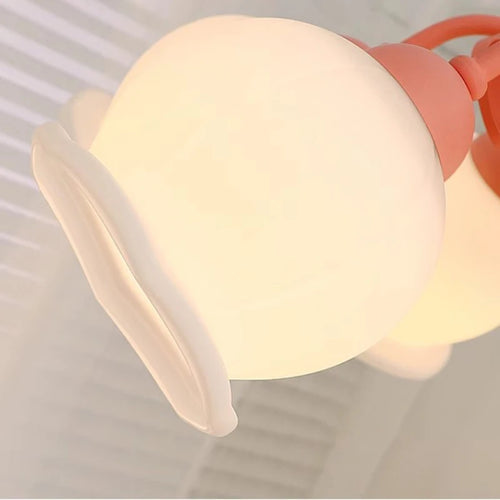 Cream style ceiling light for princess and girls' bedrooms - vue 6 sur 9