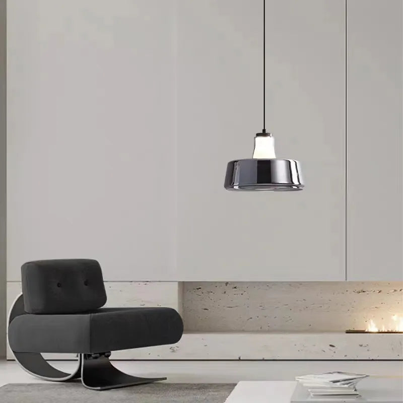 Multi-head glass pendant light for modern interiors - vue 4 sur 23
