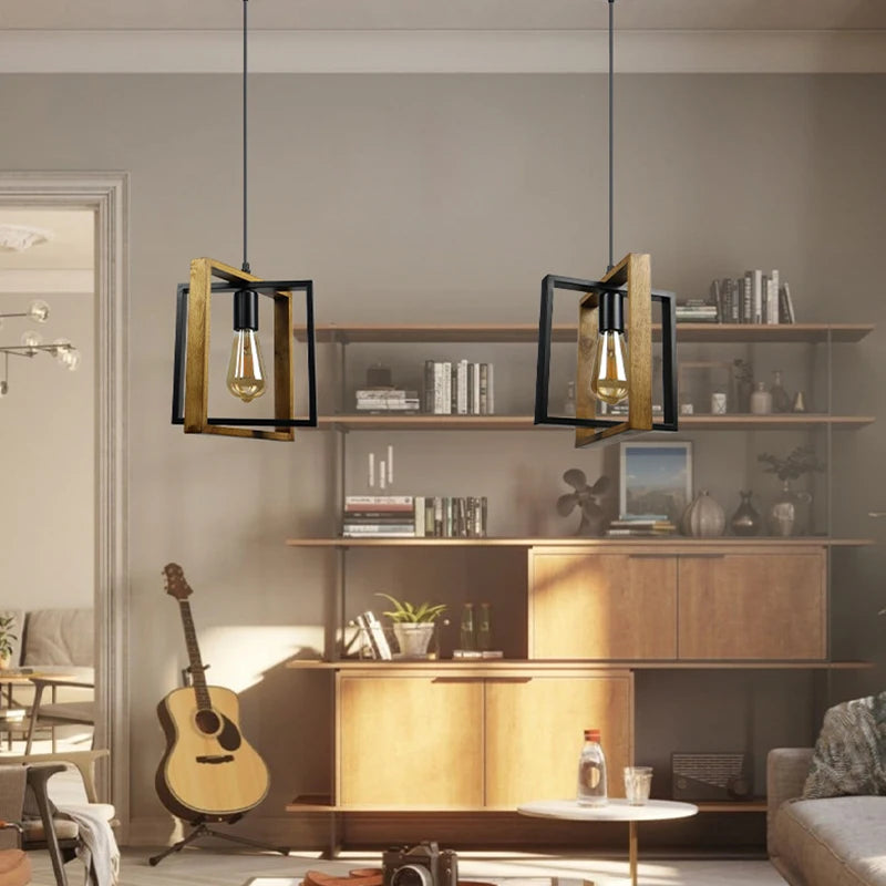 Retro iron and wood chandelier for bar or restaurant - vue 4 sur 7
