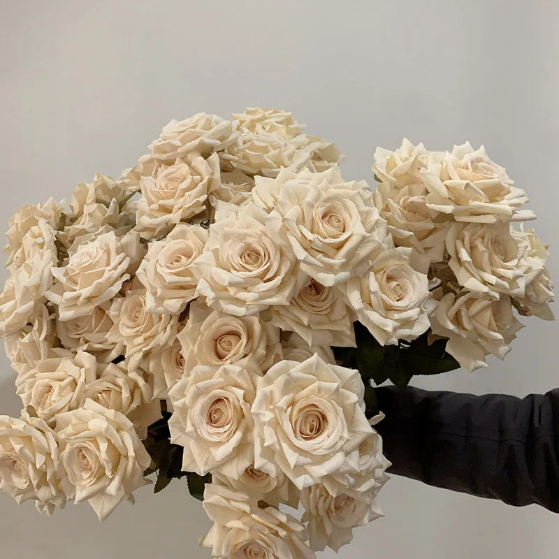 Vintage artificial rose bouquet for wedding decoration