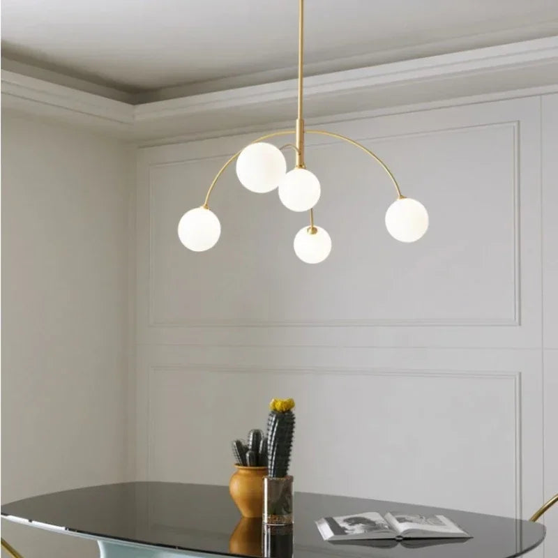 Modern minimalist LED pendant light for elegant interiors - vue 4 sur 8