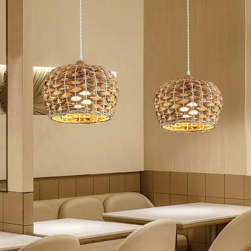 Wabi sabi style rattan pendant light for modern decor - vue 3 sur 11