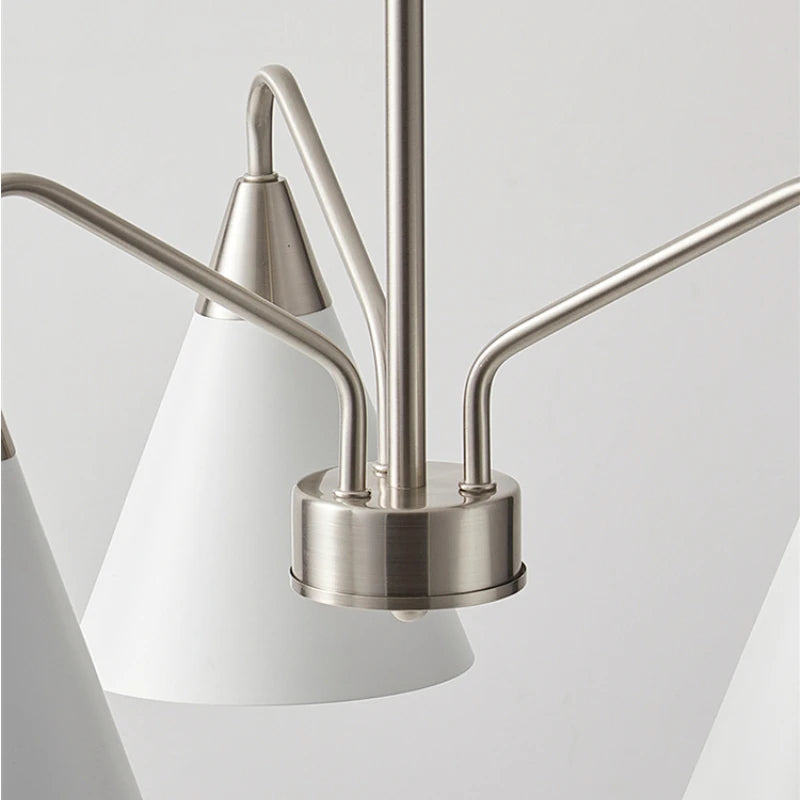 Medieval style retro chandelier with minimalist iron design - vue 5 sur 8