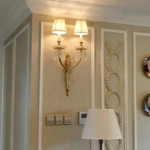 Copper and crystal wall light with LED candle for elegant interiors - vue 5 sur 8