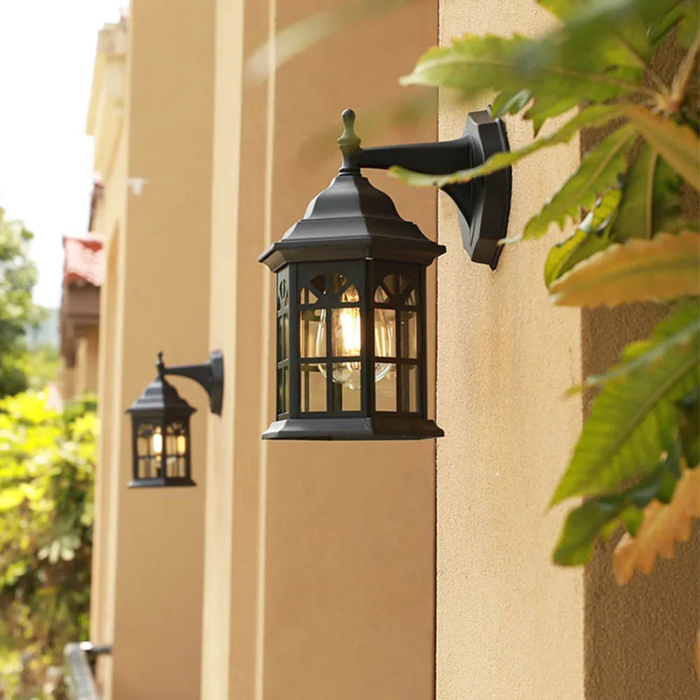 Waterproof wall light for outdoor and garden lighting - vue 6 sur 6