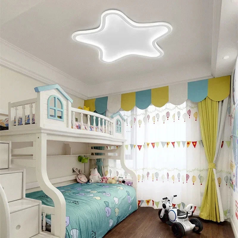 Modern LED ceiling light for elegant and bright interior decor - vue 4 sur 10