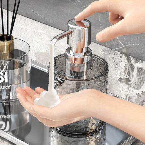 refillable acrylic soap dispenser for daily use - vue 3 sur 10