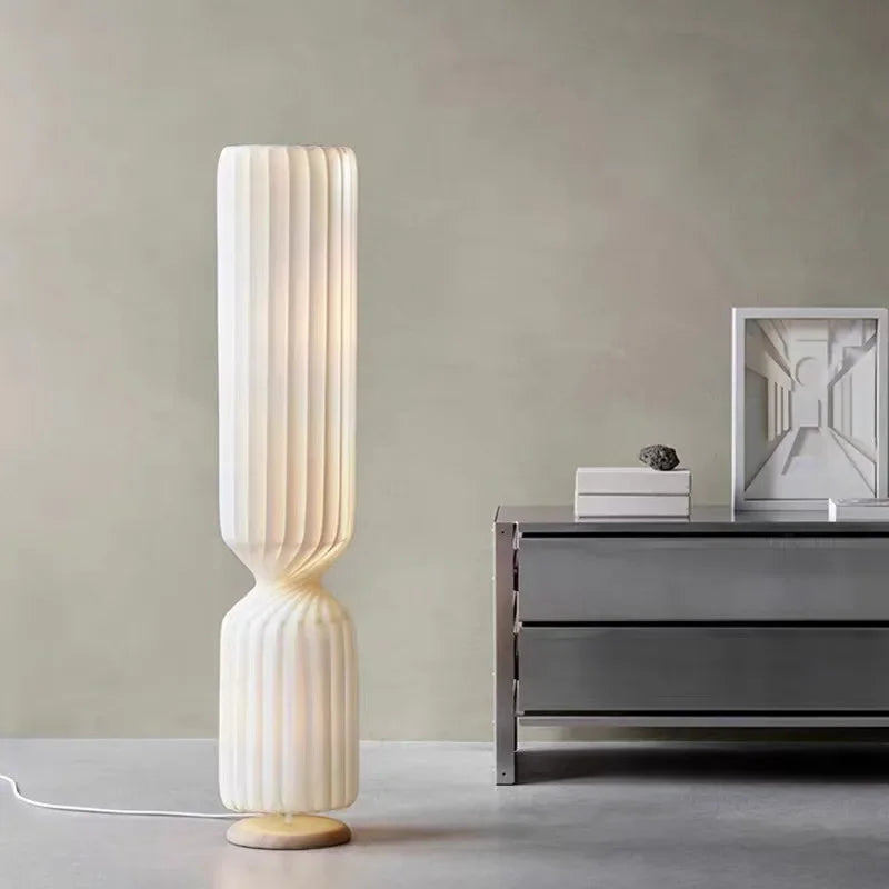 Fabric floor lamp for modern and elegant lighting - vue 5 sur 13