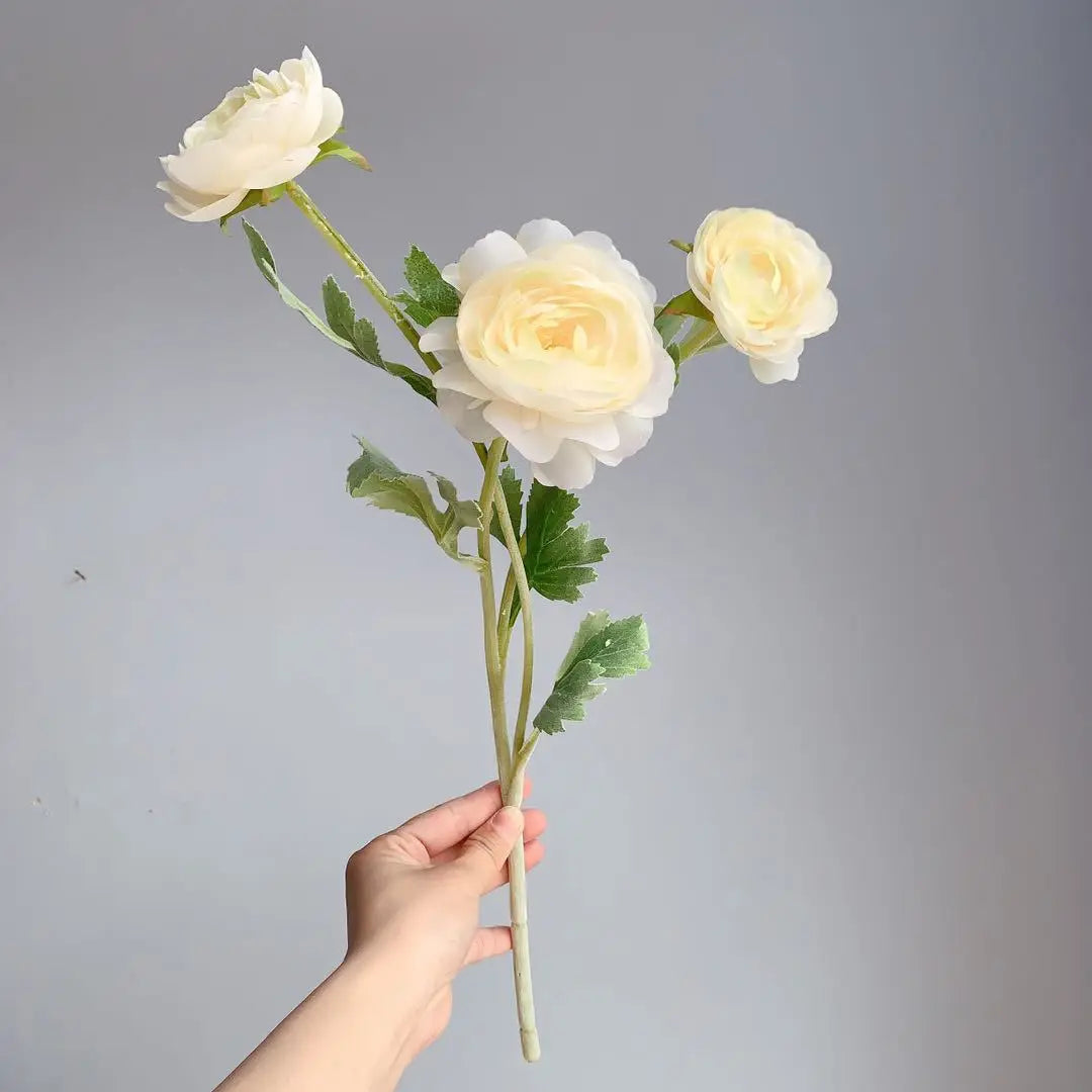 Artificial silk flower bouquet for decoration and photo props