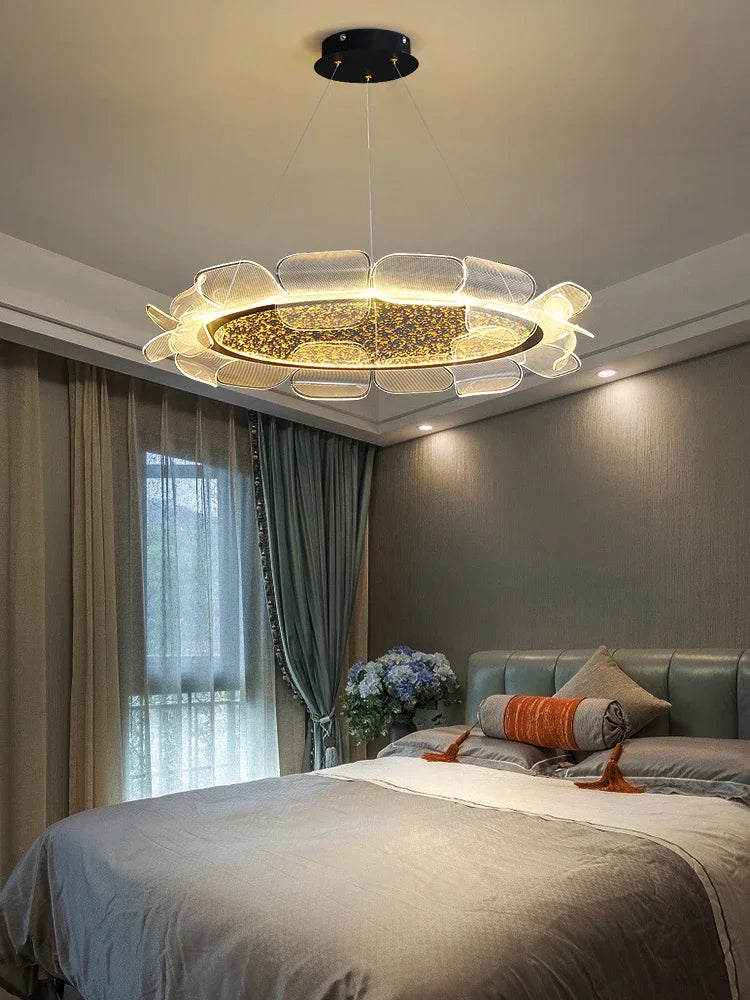 Modern acrylic pendant light for elegant interiors - vue 3 sur 9