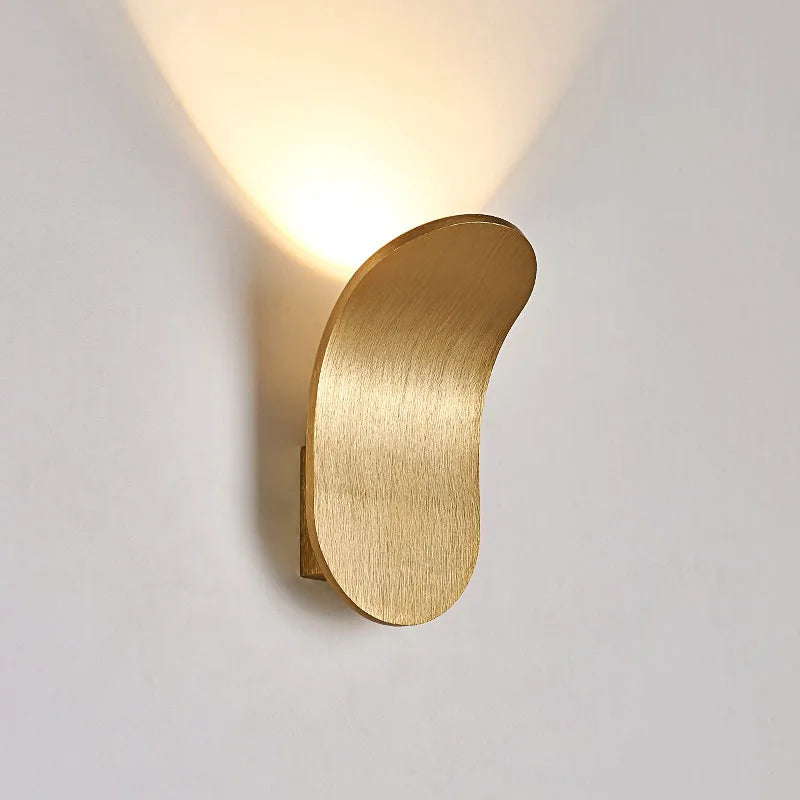 Decorative scandinavian vintage style wall light for indoor lighting